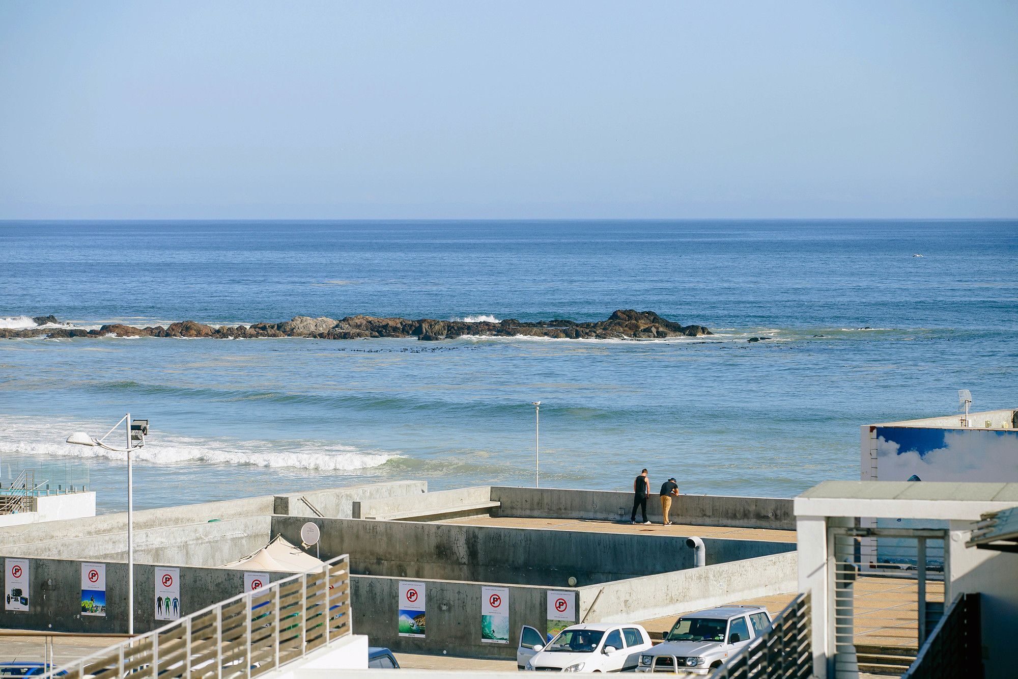 Eden On The Bay Hotel Bloubergstrand Exterior photo